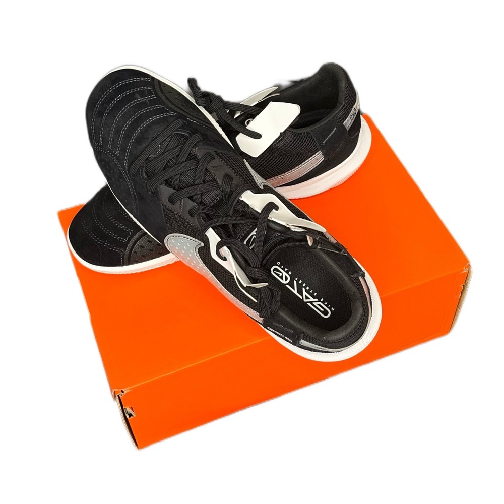 NIKE STREET GATO SIZE 7M